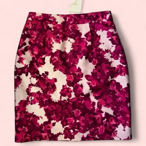 Kate Spade Jordan Silk Blend Berry Moody Floral Pencil Skirt Sz 4 woman’s pink - Picture 1 of 12